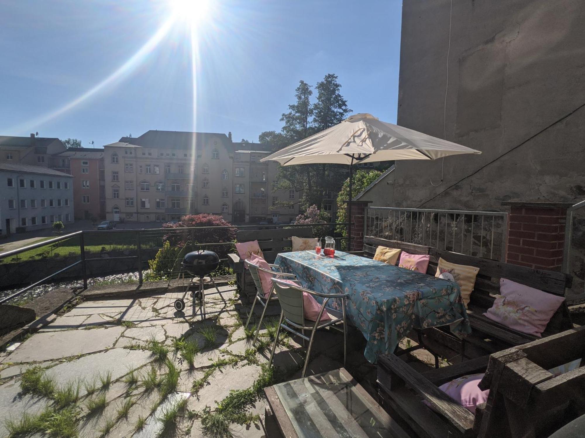 Ferienwohnung Zi2 - Urlaubsmagie - Whirlpool, Sauna Und Garten Sebnitz Exterior foto